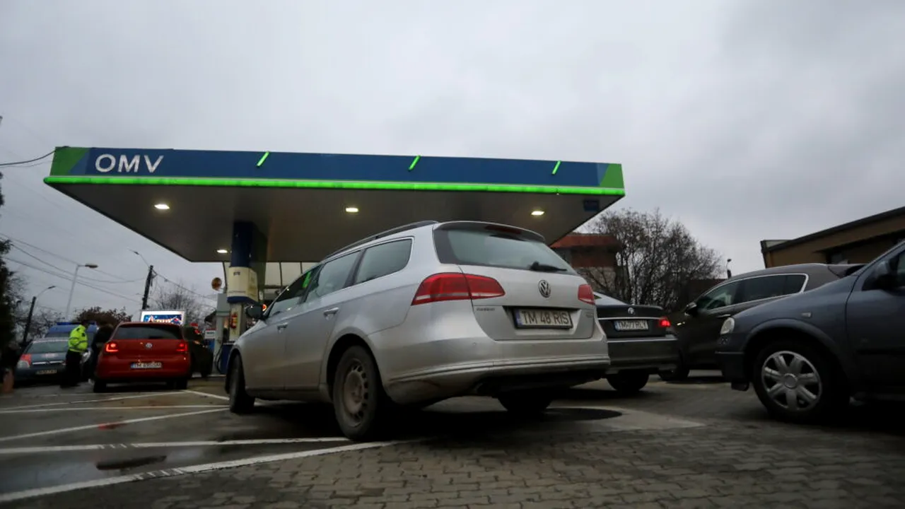 Motorina, mai scumpă pe drumul spre mare: șoferii plătesc mai mult pe Autostrada Soarelui decât în alte orașe din țară