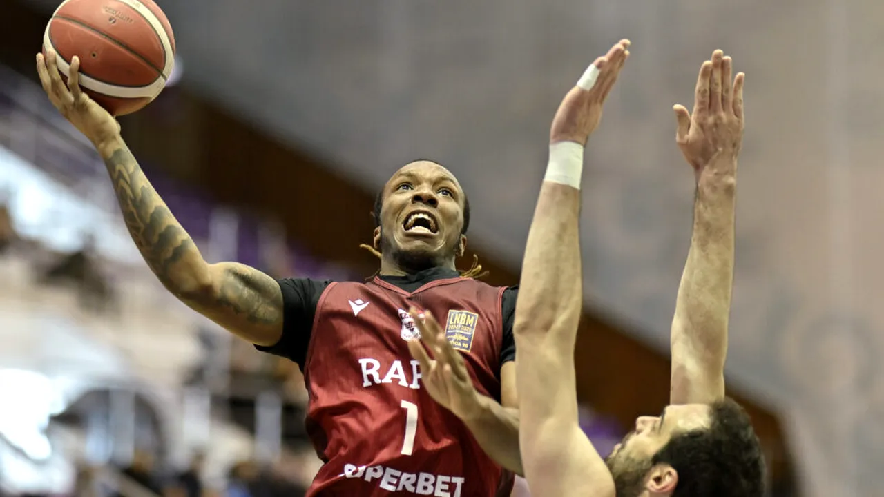 Etapă intermediară în campionatul masculin de baschet. Meciul Rapid - FC Argeș, cap de afiș