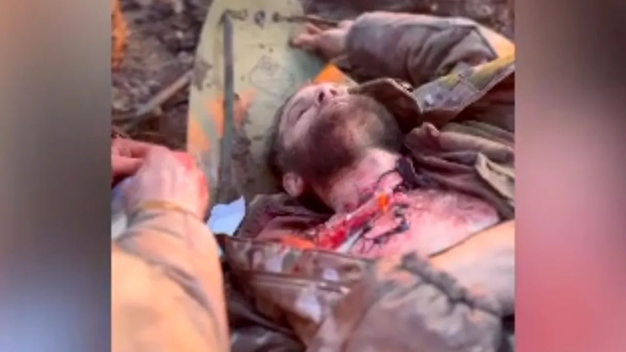 Munca incredibilă a unui medic ucrainean în prima linie: a salvat un soldat aflat pe moarte
