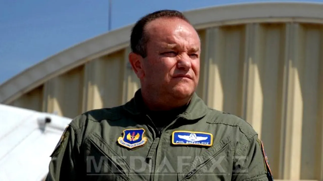 Philip Breedlove, comandantul forţelor NATO din Europa: Este necesară o forţă de apărare a ţărilor baltice de acţiunile Rusiei