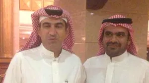 Victor Piţurcă, îmbrăcat în port saudit