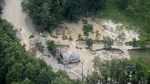 Cod roșu de inundații: Pericol pe râuri din Harghita, Covasna, Brașov, Botoșani și Iași