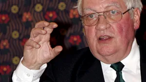 CNS: Voturile din vechiul regat pentru Tokes se datorează faptului că el a început Revoluţia