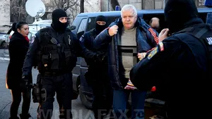 Primarul municipiului Lupeni, Cornel Resmeriţă, arestat în dosarul 