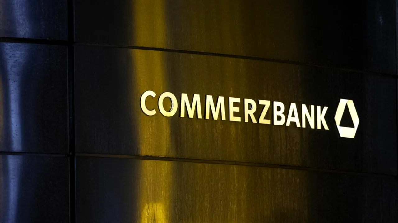 UniCredit lansează o ofertă de 35 de miliarde de euro pentru Commerzbank