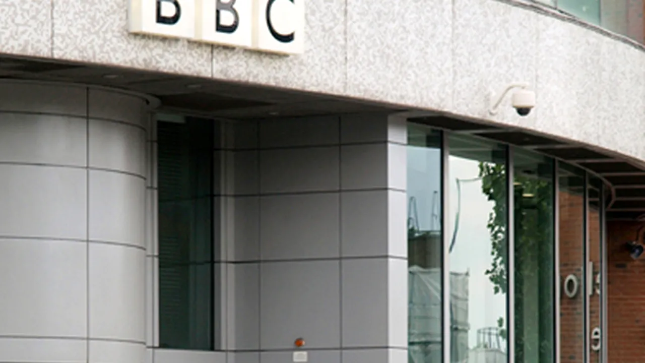 BBC oferă cursuri gratuite de jurnalism