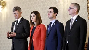 COMENTARIU Silviu Predoiu | Bugetarii de lux