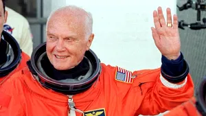 A murit John Glenn, primul astronaut american care a orbitat în jurul Pământului - VIDEO