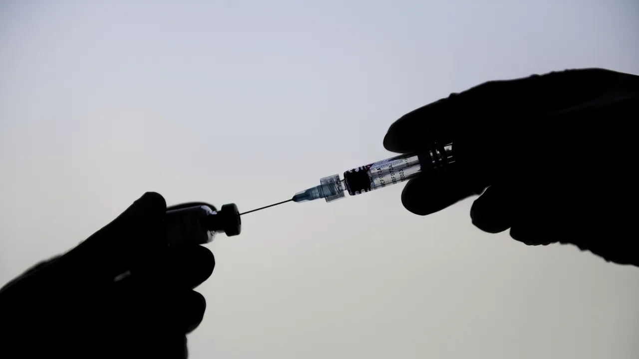 Bloomberg: UE ar putea autoriza anul acesta primul vaccin anti-Covid-19 