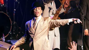 Prince, dat în judecată de un fabricant de parfumuri (Video)