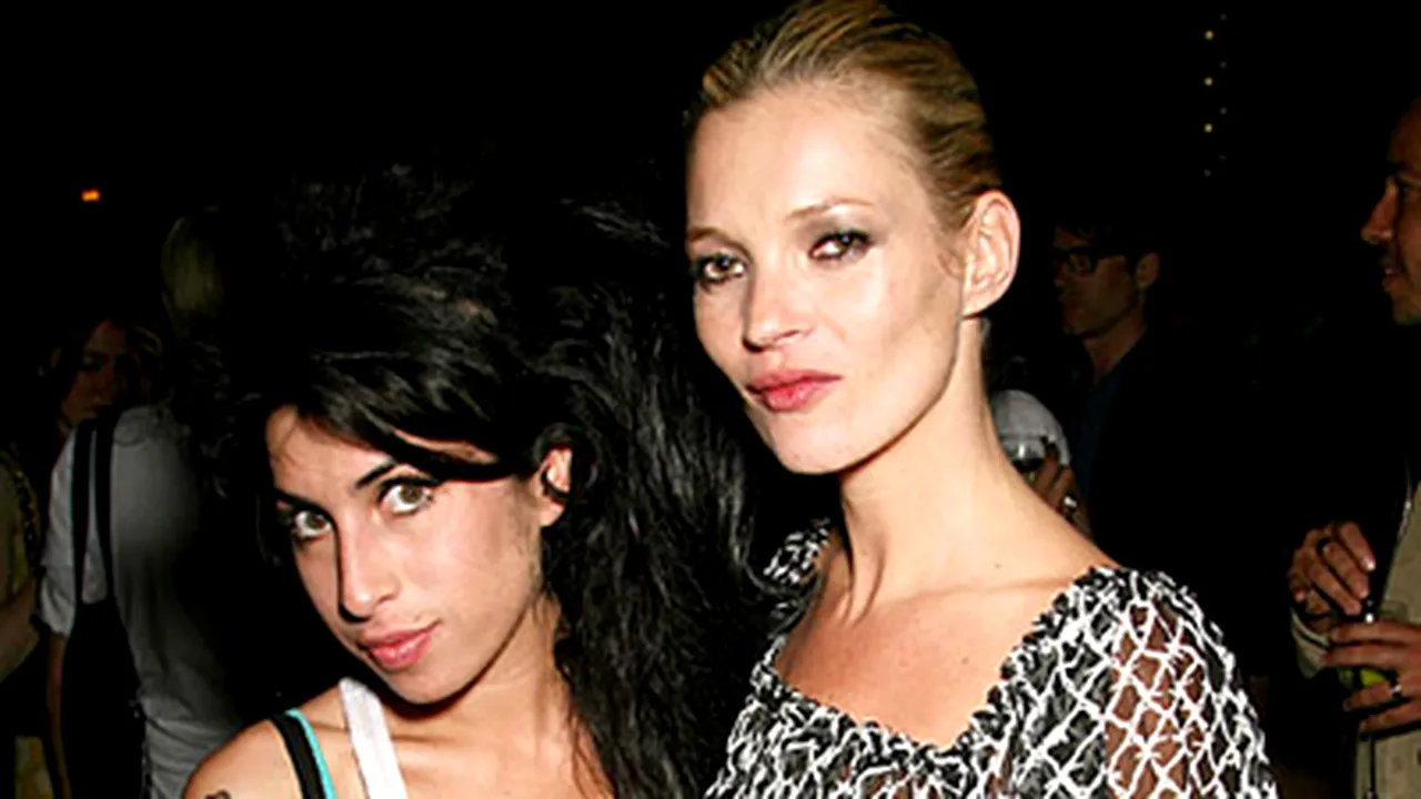 Amy Winehouse a furat cocaină de la Kate Moss