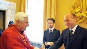 Preşedintele Traian Băsescu s-a întâlnit cu Suveranul Pontif (Video)
