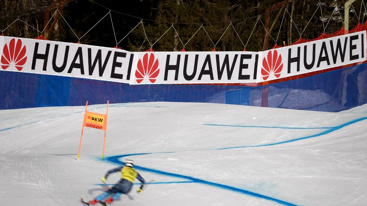 Oficialii americani spun că Huawei poate accesa în mod secret reţelele de telecomunicaţii