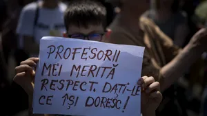 UNESCO avertizează asupra limitelor tehnologiei în educație. Rolul profesorilor în formarea elevilor, esențial