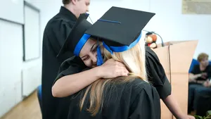 Reuşită incredibilă: O tânără a fost acceptată la 115 facultăţi. Universităţile i-au acordat burse în valoare de MILIOANE de dolari