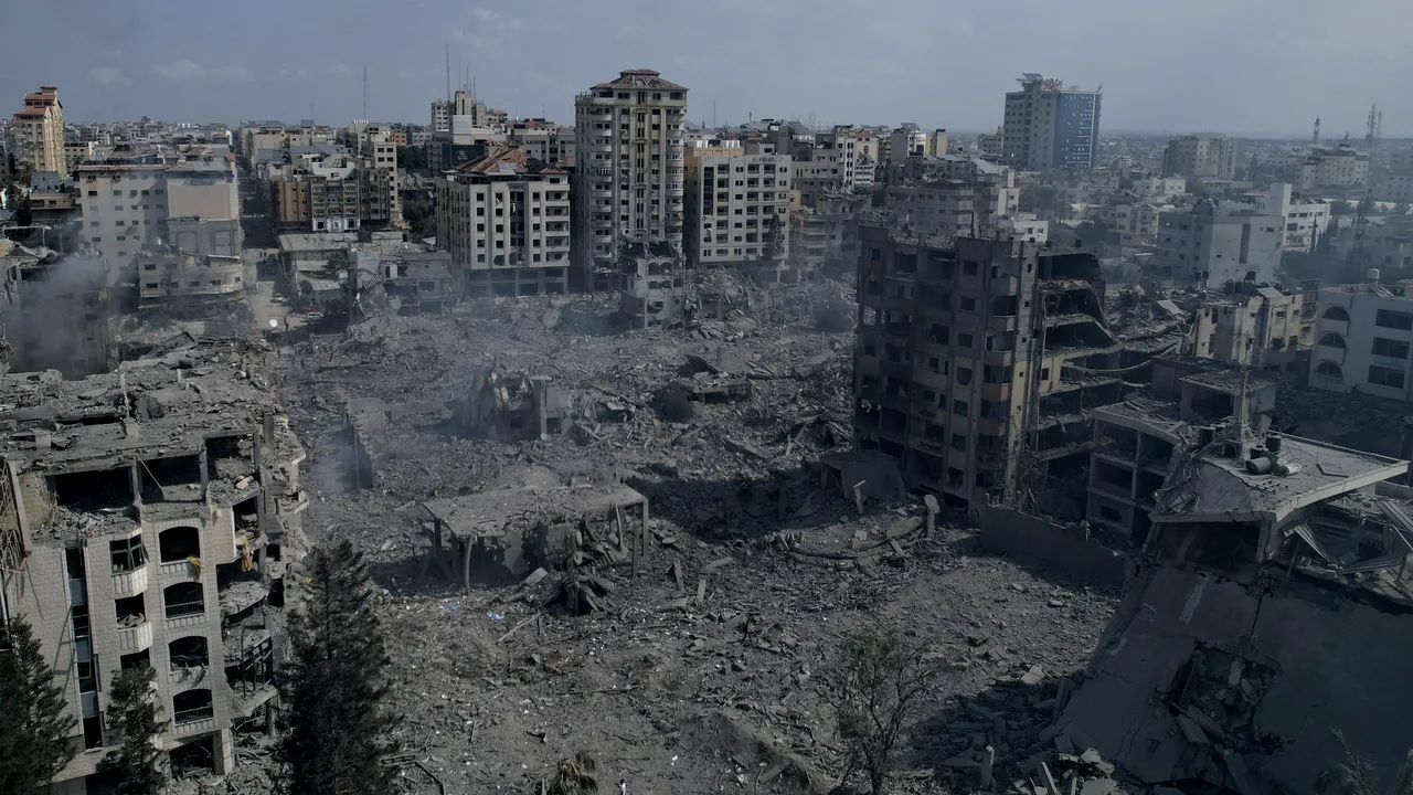Palestinienii susţin că o rachetă a ucis opt copii şi patru femei din aceeaşi familie din Gaza