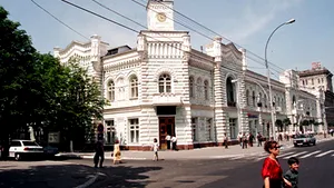Alertă cu bombă la primăria Chişinăului
