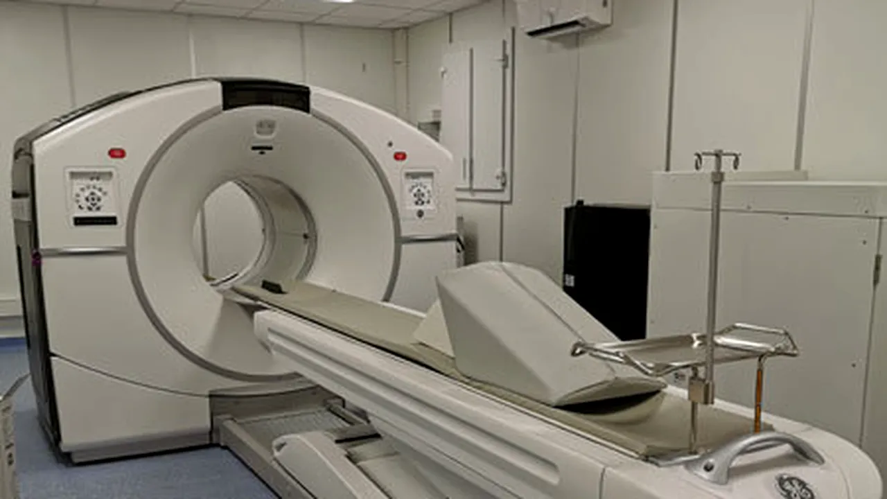 Un aparat pentru bolnavii de cancer a fost inaugurat la Galaţi. Investiţia este de 2 milioane euro