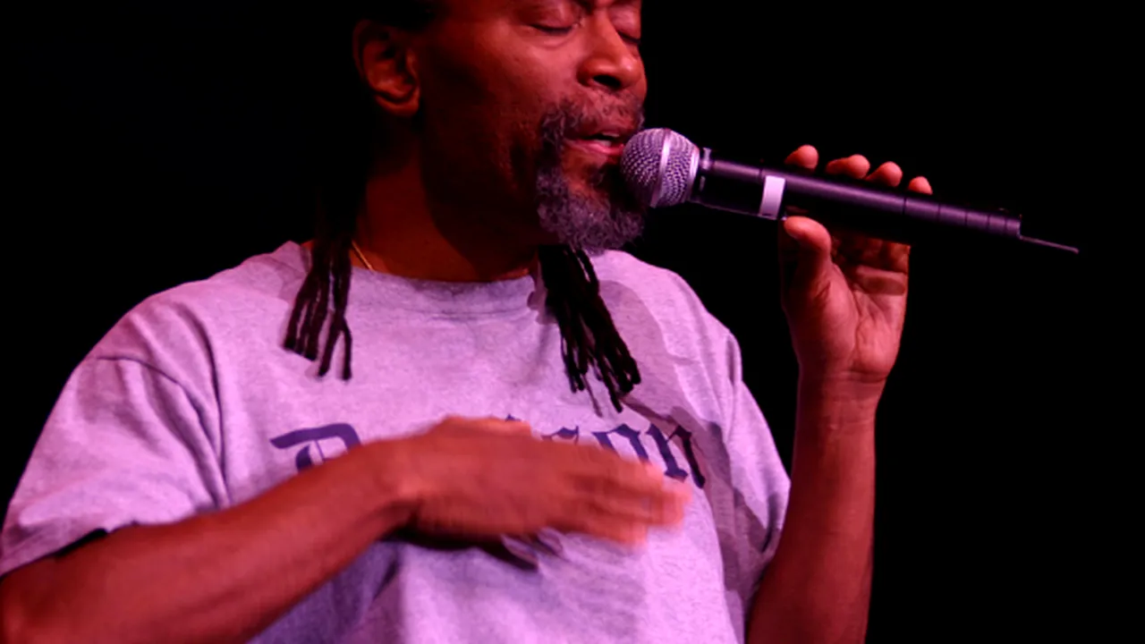 Bobby McFerrin cântă la Bucureşti cu muzicieni autohtoni