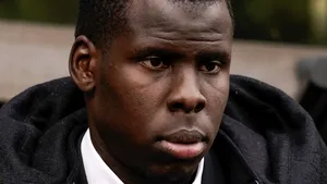 Pedeapsa primită de fotbalistul Kurt Zouma după ce a fost filmat lovind o pisică