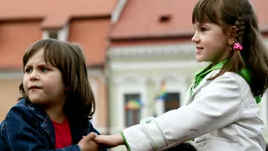 Fetiţele slabe la vârsta de şapte ani prezintă un risc crescut de cancer mamar
