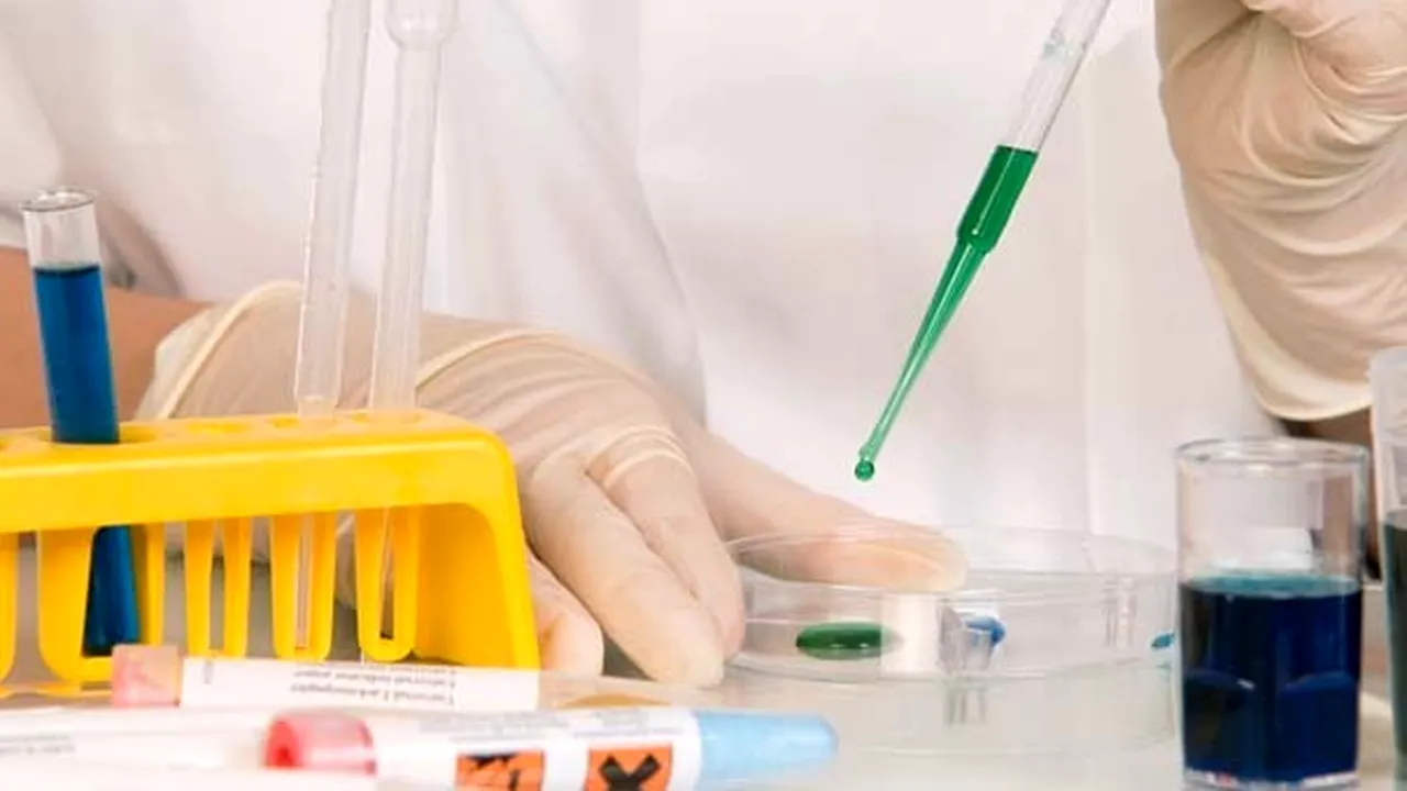 The Washington Post: Industria genetică e în mare parte nereglementată în SUA/ Controversele legate de primul copil editat genetic în China