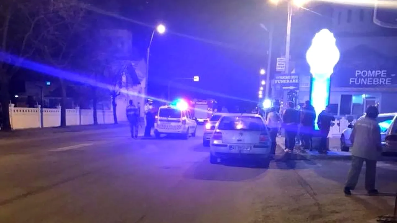 O femeie a murit şi un bărbat a fost grav rănit, în urma unui accident în Piteşti. UPDATE: Şoferul care a fugit de la locul faptei, reţinut 