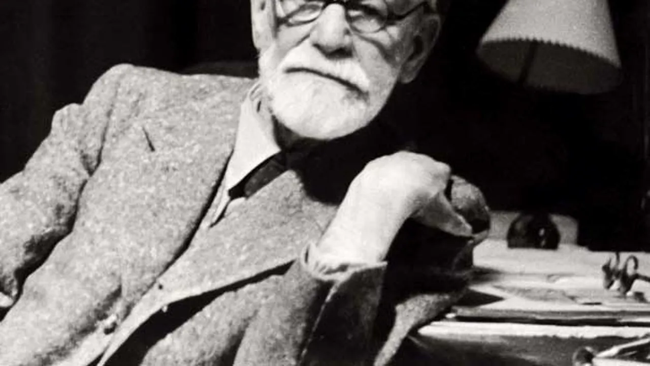 Urna cu cenuşa lui Sigmund Freud a fost spartă în timpul unei tentative de furt