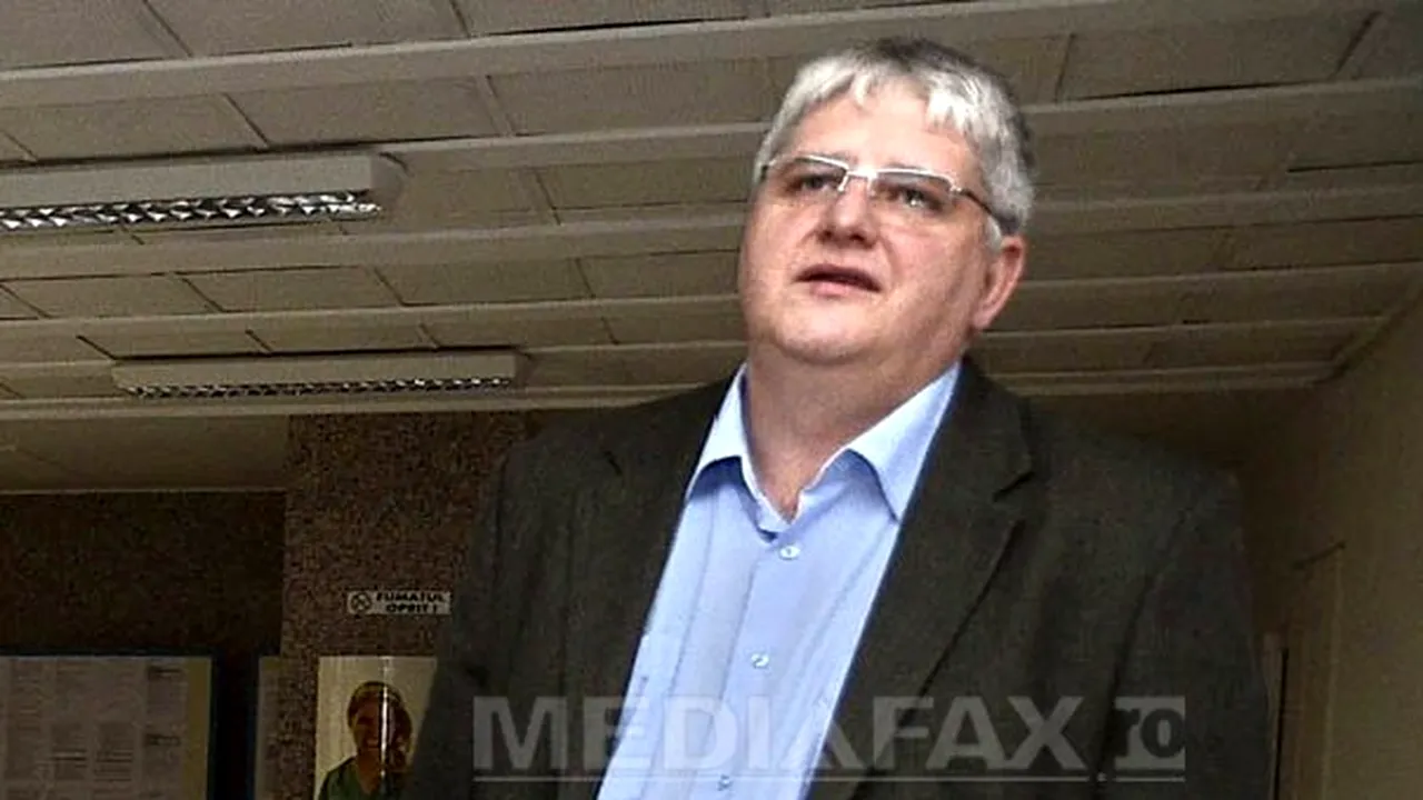 Directorul Spitalului din Hunedoara, demis în urmă cu câteva săptămâni, repus în funcţie