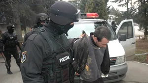Bărbatul evadat din arestul Poliţiei Judeţene Dâmboviţa a fost prins