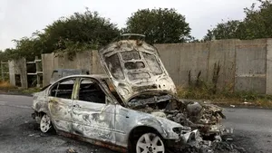 Mister legat de cadavrul unui tânăr descoperit într-o mașină incendiată la Viena. Ar putea fi fiul unui politician ucrainean