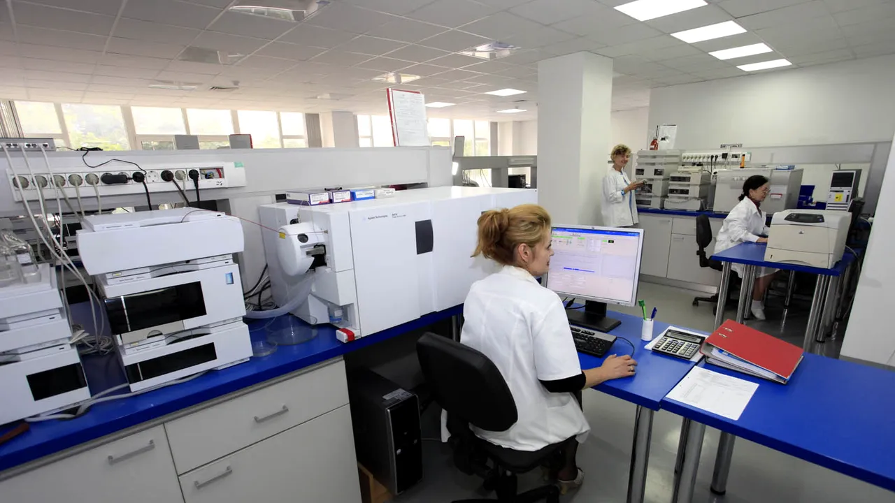 BBC: FDA SUA autorizează oficial vânzarea pliculeţelor cu nicotină ZYN