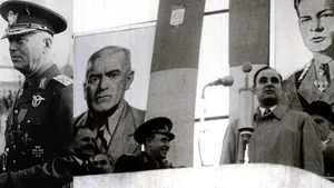 23 august 1944 - Ziua în care România a trecut de la totalitarismul brun la totalitarismul roşu 