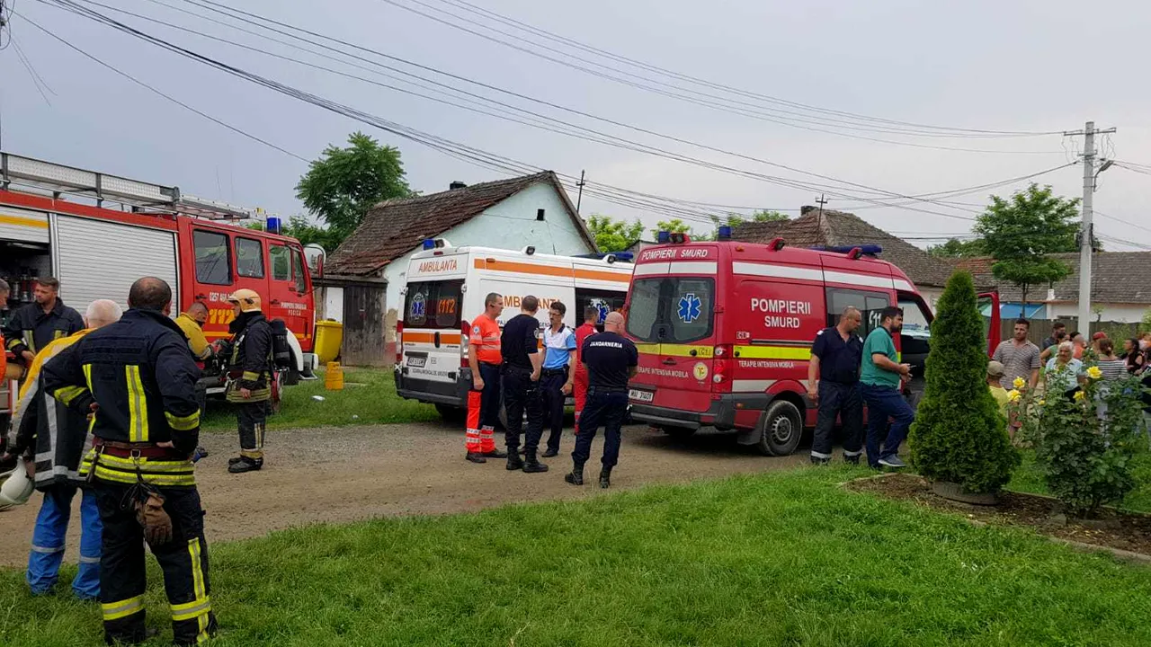 O fetiţă de doi ani a suferit arsuri pe 60% din suprafaţa corpului, în urma unui incendiu 