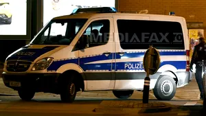 Bărbatul care a lăsat un pachet suspect provocând anularea unui meci, căutat de poliţia din Hanovra