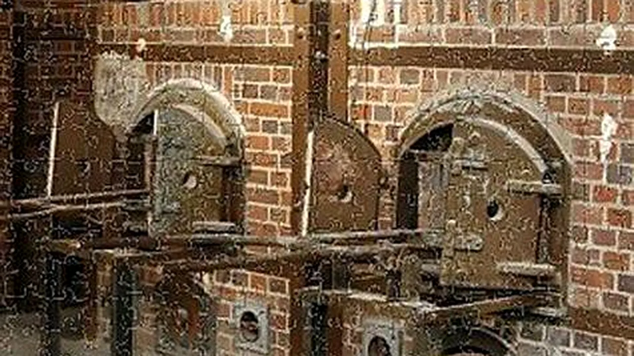 Val de indignare în Germania: Amazon vinde cuptoare din lagărul de concentrare Dachau