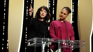 Actriţa care a şocat cu un mesaj dur la GALA de închidere a Festivalului de la Cannes: Am fost violată, aici, de Harvey Weinstein - VIDEO