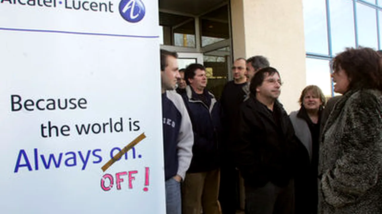 Alcatel-Lucent va transfera angajaţii din România în firme partenere