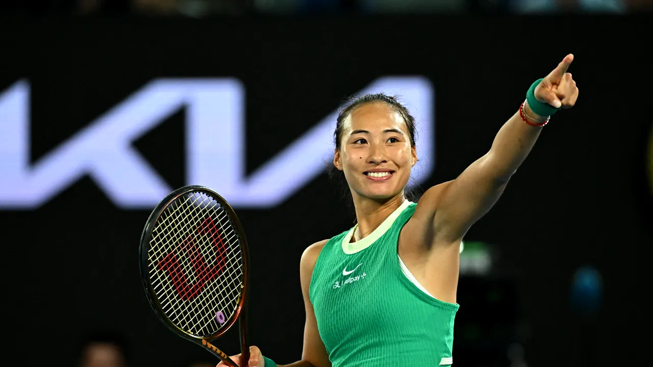 Zheng Qinwen o învinge pe Yastremska şi o va întâlni pe Sabalenka în finala Australian Open