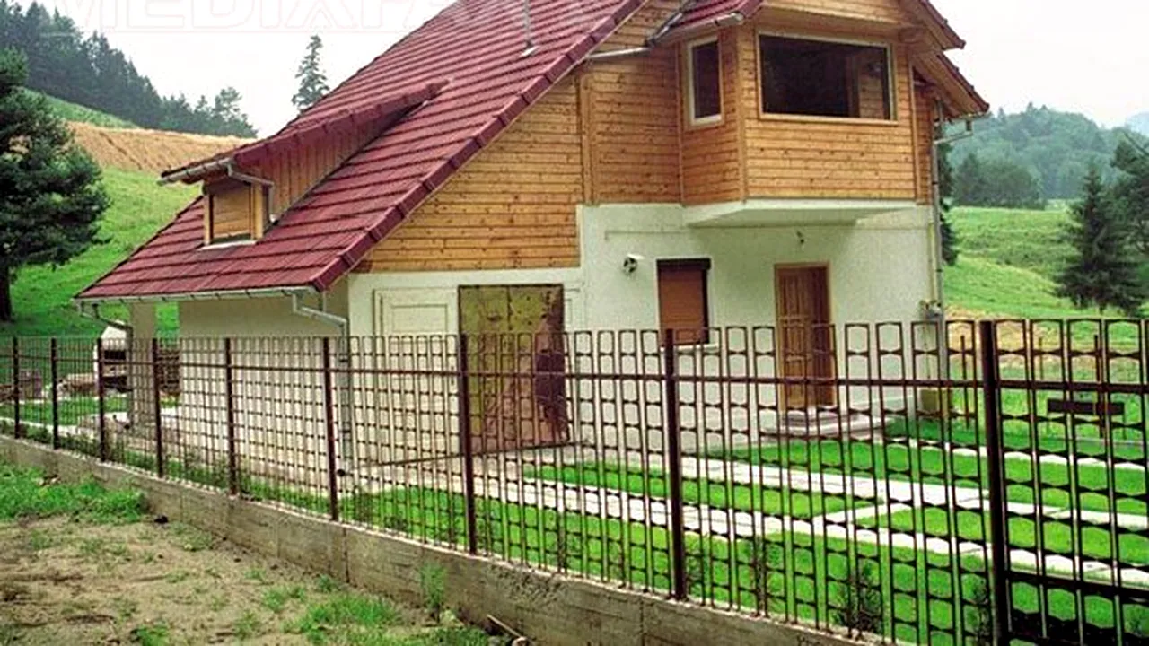 Majoritatea caselor de vacanţă la vânzare au preţuri peste 100.000 euro. Topul judeţelor cu cele mai mari ieftiniri