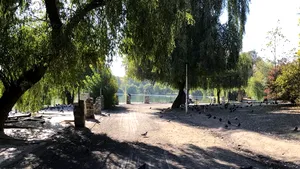 Nicuşor Dan: Refacem integral aleea care înconjoară lacul din Parcul Tineretului