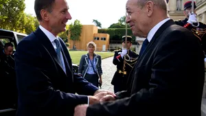 Jeremy Hunt, la primul său turneu: Singurul care va câştiga din retragerea Marii Britanii din UE fără un acord este Putin
