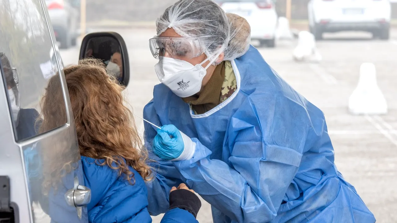 Coronavirus. Washington a aprobat distribuirea testului rapid pentru uz individual