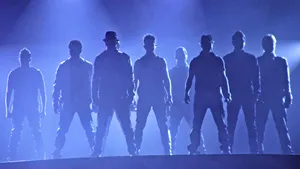 Trei cântăreţi din grupul Backstreet Boys şi un solist din NSYNC vor juca într-un western cu zombie