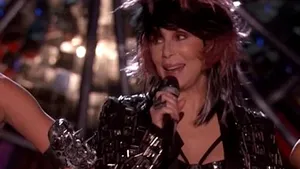 CHER, la 67 de ani: Prima apariţie live a cântăreţei din ultimii zece ani a stârnit reacţii negative pe Twitter - VIDEO