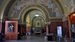    Sala Unirii din Alba Iulia, simbol şi templu al României Mari. ”Dacă fiecare român ar trece pe aici, poate am înţelege mai bine noţiunea de unitate” - GALERIE FOTO
