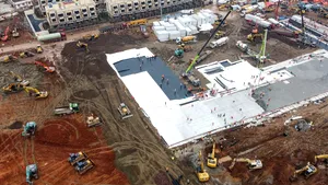 Klaus Iohannis explică de ce chinezii pot construi un spital nou în şase zile: Au sistem autocrat care dispune şi execută