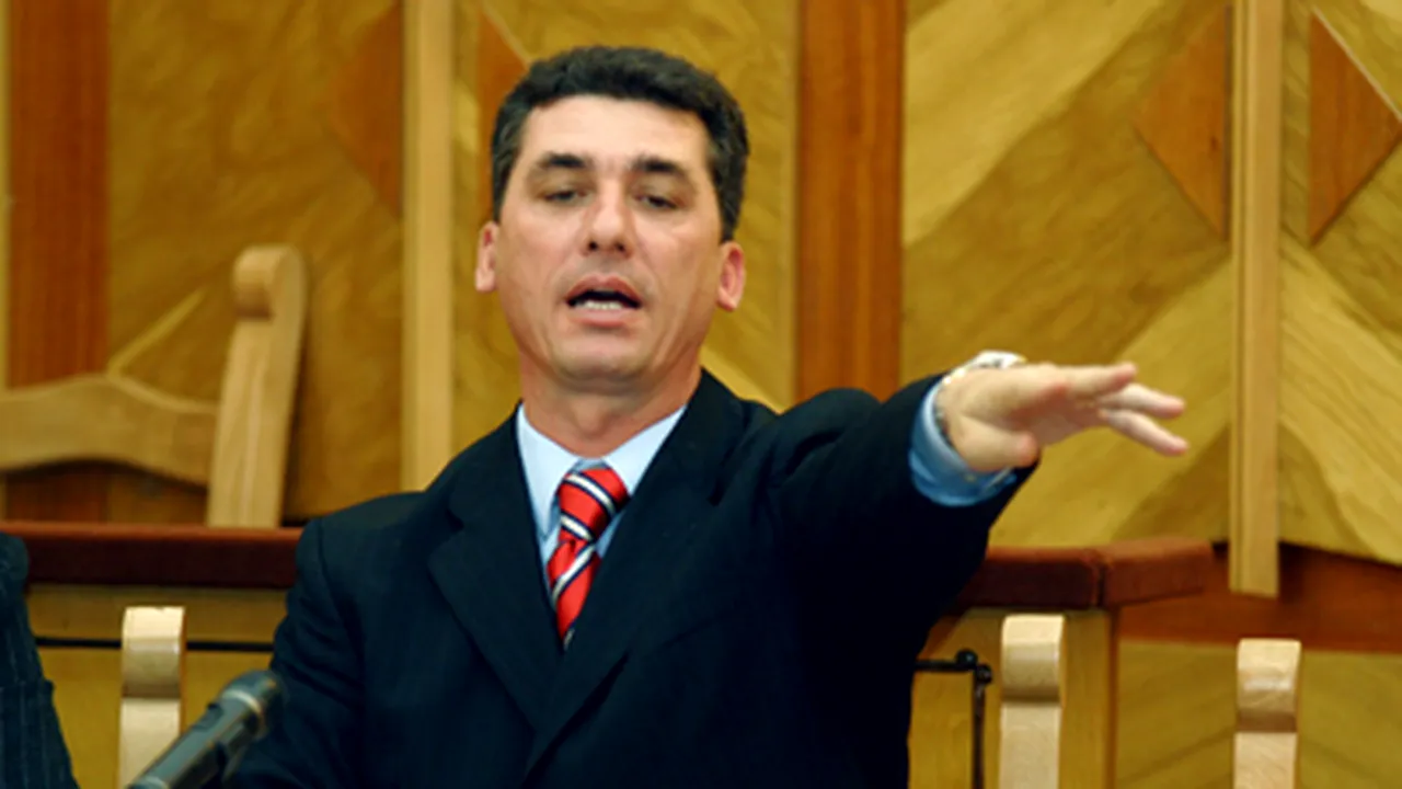 Marica: Guvernul renunţă la măsura disponibilizării a 20% din angajaţii administraţiei centrale