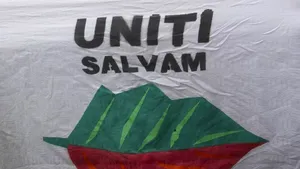 PROTEST la Avocatul Poporului: Zeci de oameni au intrat în sediu, scandând 