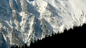 Pericol de avalanşe în Masivul Bucegi